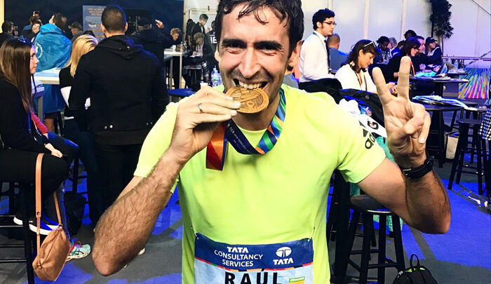 Raúl González completa el maratón de Nueva York en 3 horas